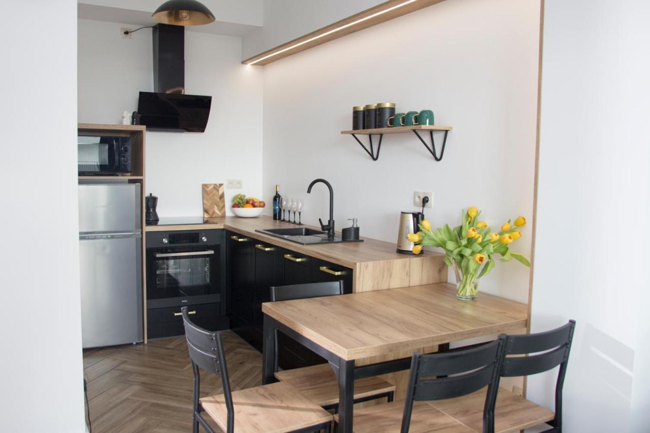 Spring 57 By Housine Apartment Zator Bagian luar foto