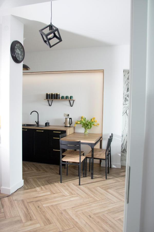 Spring 57 By Housine Apartment Zator Bagian luar foto