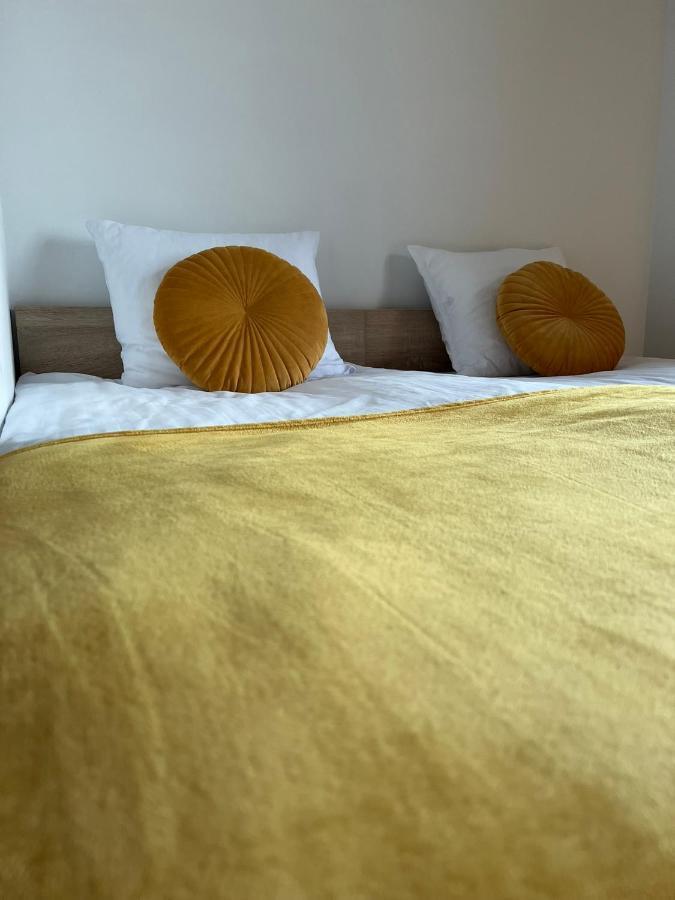 Spring 57 By Housine Apartment Zator Bagian luar foto